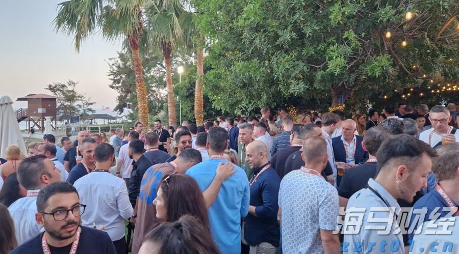 美日贸易协议开辟新前景，日本央行加息概率显著上升