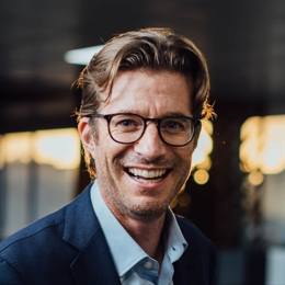 泰康医养融合，驱动HWP事业新引擎